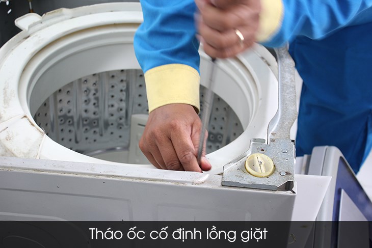 Co-can-bao-duong-may-giat-meo-khong-can-den-tho9